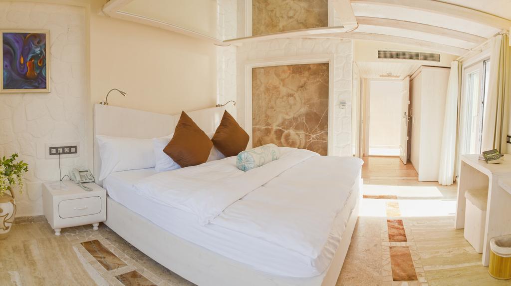Peninsula Gardens Hotel - Adults Only Kaş Bilik gambar